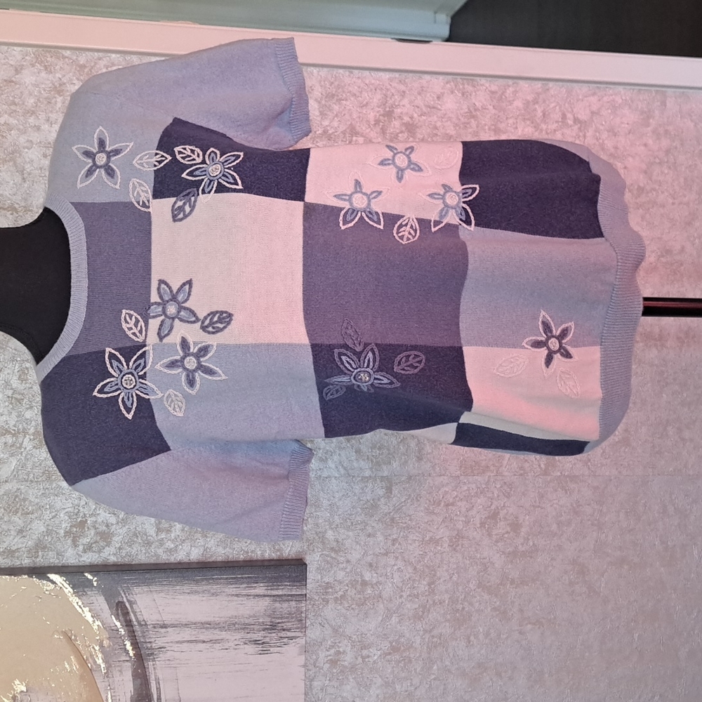 Vintage Alfred Dunner Size Small Multi Colored Floral Sweater